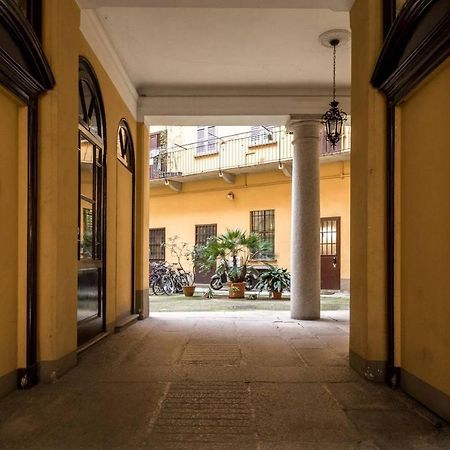 ALTIDO Darsena Apartment Milan Bagian luar foto
