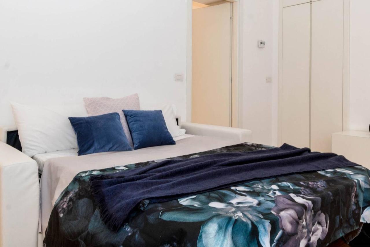 ALTIDO Darsena Apartment Milan Bagian luar foto